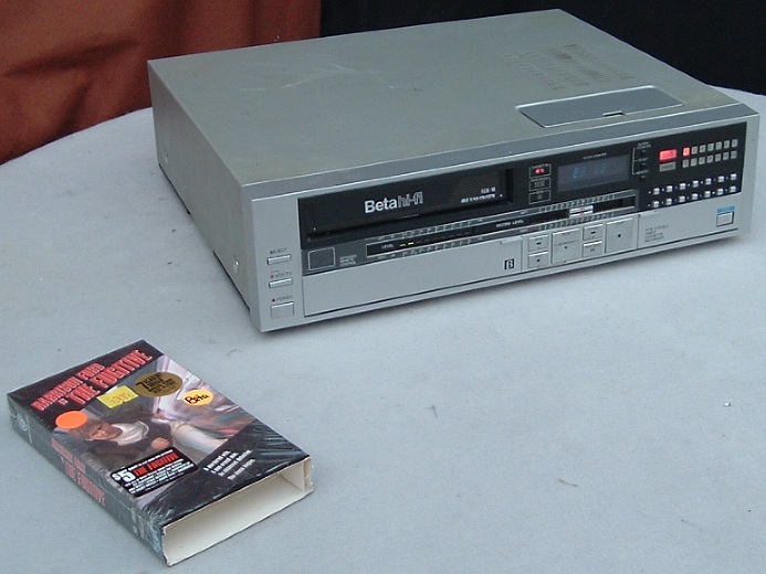 Vintage Sears Betavision 564 VCR Beta Tape Player FOR PARTS OR REPAIR